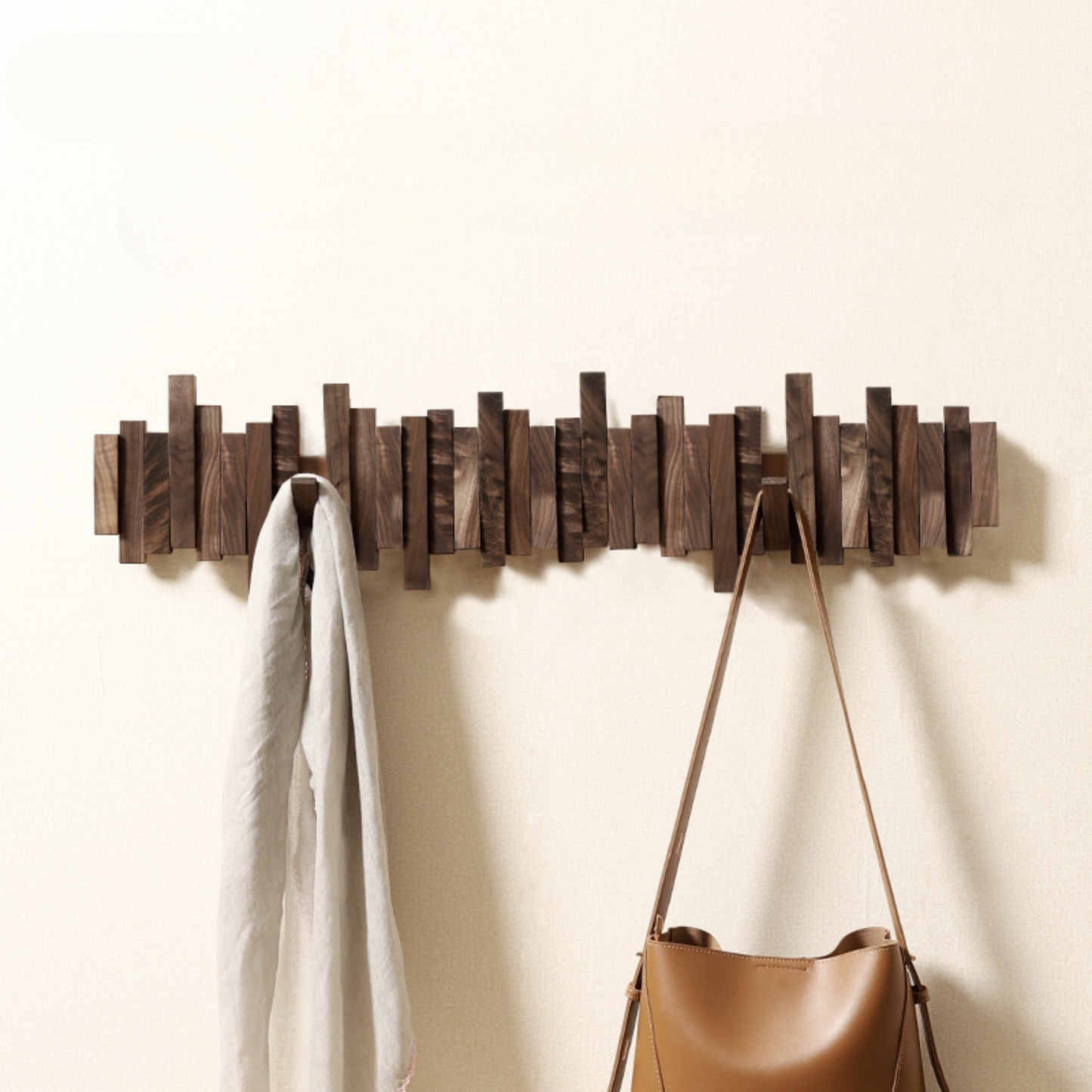 Irregular Natural Wood Wall-Mounted Hanger